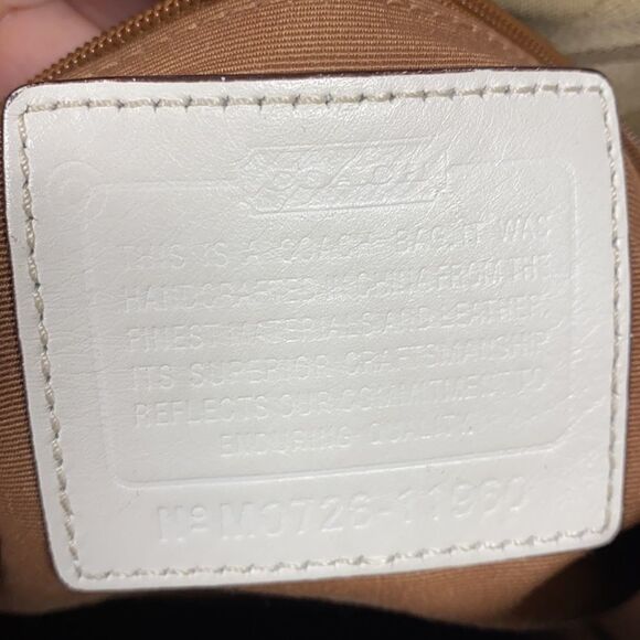 Coach Carly Signature Tan & Cream Leather Hobo Bag Authentic - Picture 7 of 9